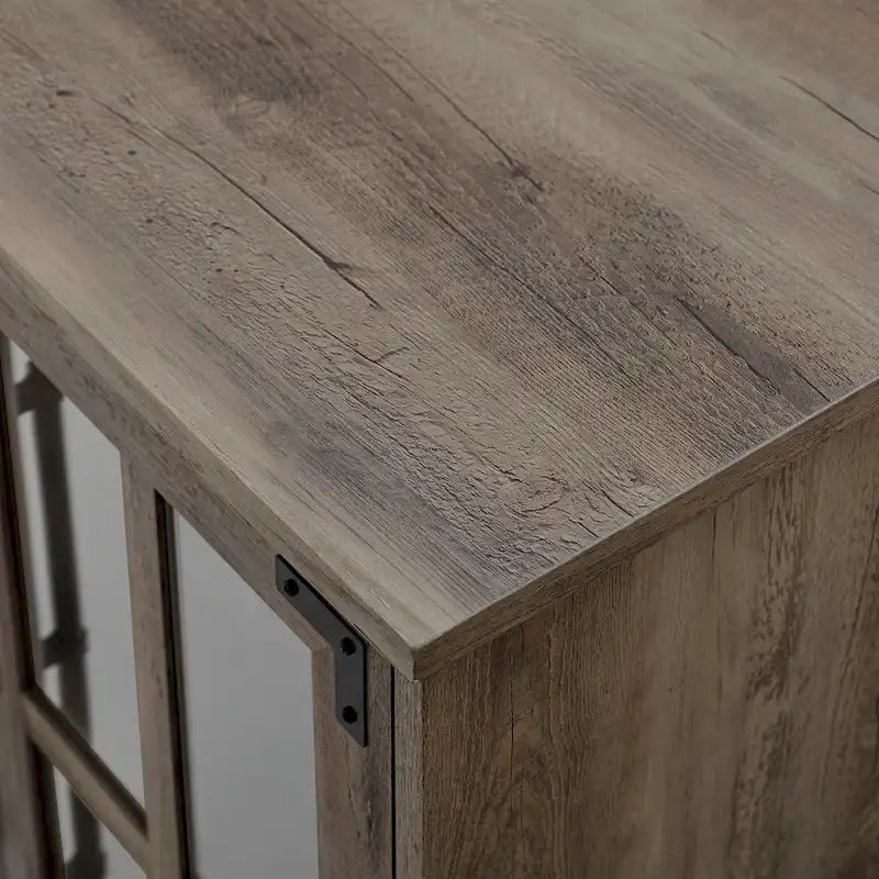Mueble para televisor de roble rústico con puertas de vidrio tipo ventana