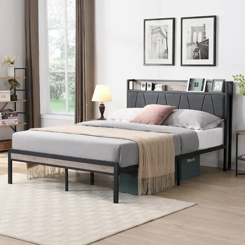 Cama de plataforma de metal de tamaño completo con cabecero de madera y almacenamiento debajo de la cama