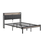 Lit plateforme en métal grand format avec tête de lit en bois et rangement sous le lit