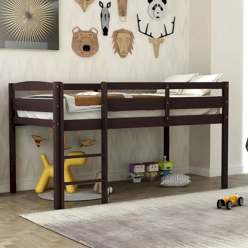 Cama alta individual con escalera y barandillas